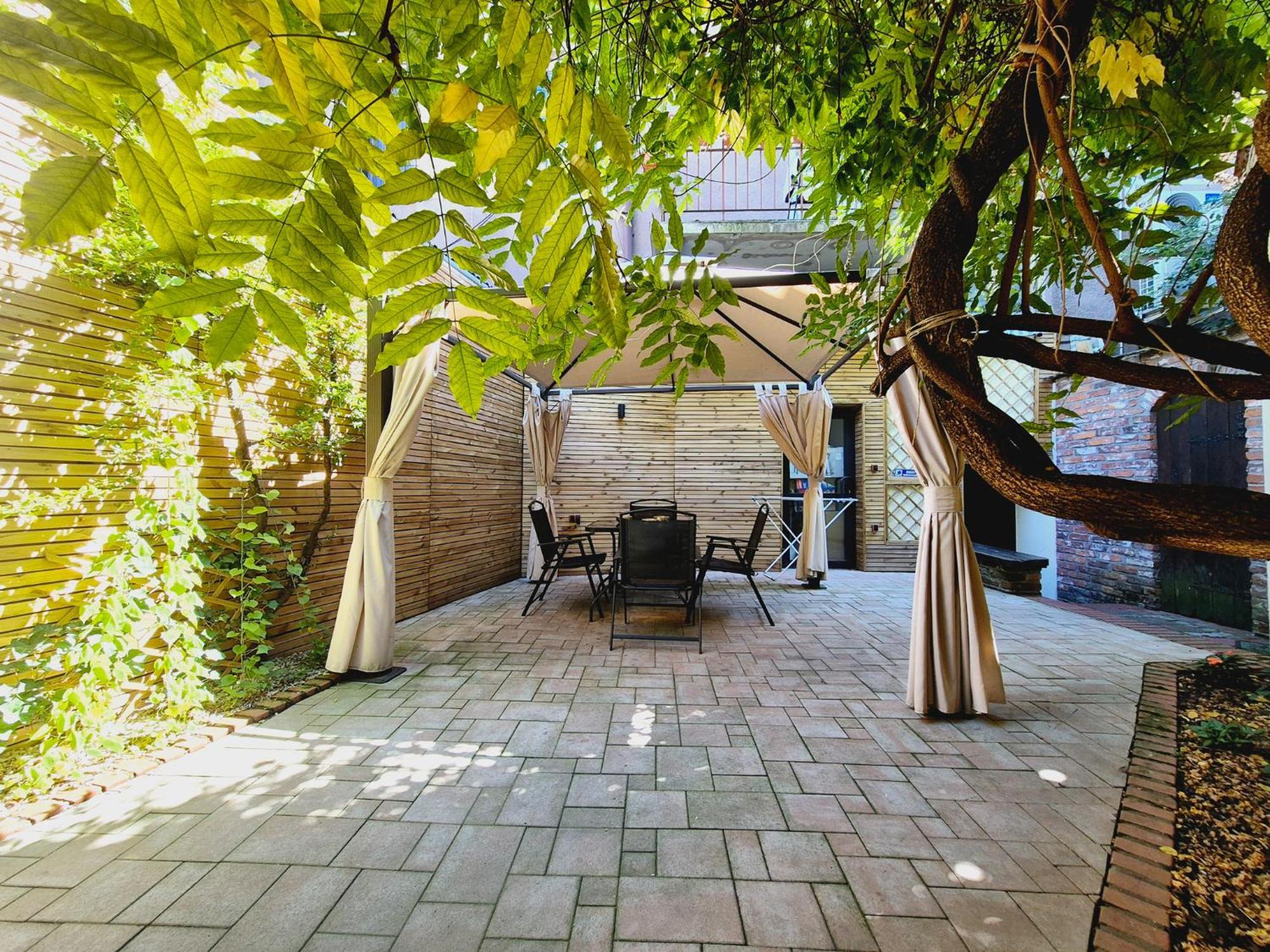 Pini Hostel - Przytulne Pokoje W Centrum Krakowa Εξωτερικό φωτογραφία