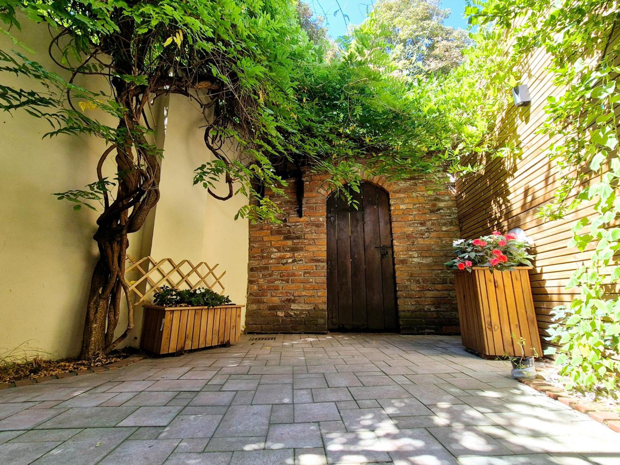 Pini Hostel - Przytulne Pokoje W Centrum Krakowa Εξωτερικό φωτογραφία